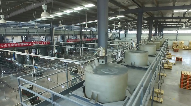 青島中新華美塑料有限公司--生產(chǎn)車(chē)間