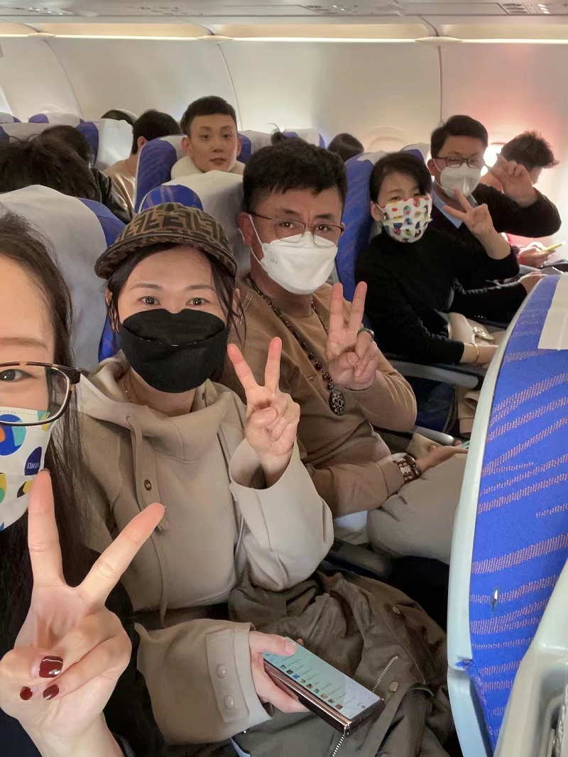 中新華美團(tuán)隊(duì)旅途留念