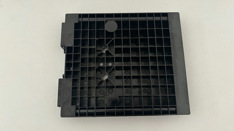 新能源鋰電池配件用阻燃PC材料