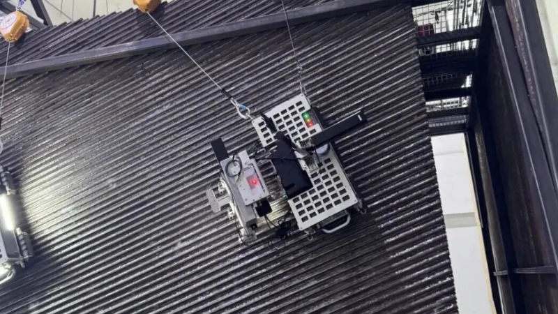 中新華美特種工程塑料賦能爬壁機(jī)器人，筑牢極端環(huán)境作業(yè)防線