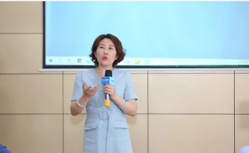 （青島大東電子總經理-傅靜總做會議收獲發(fā)言）